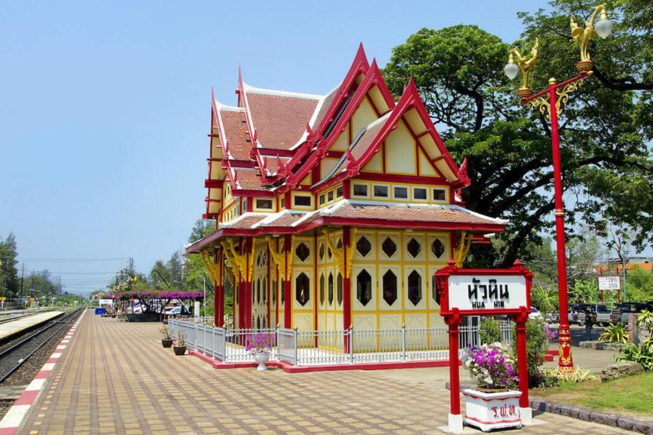 Baan Poemsuk Huahin Hotel Exterior photo